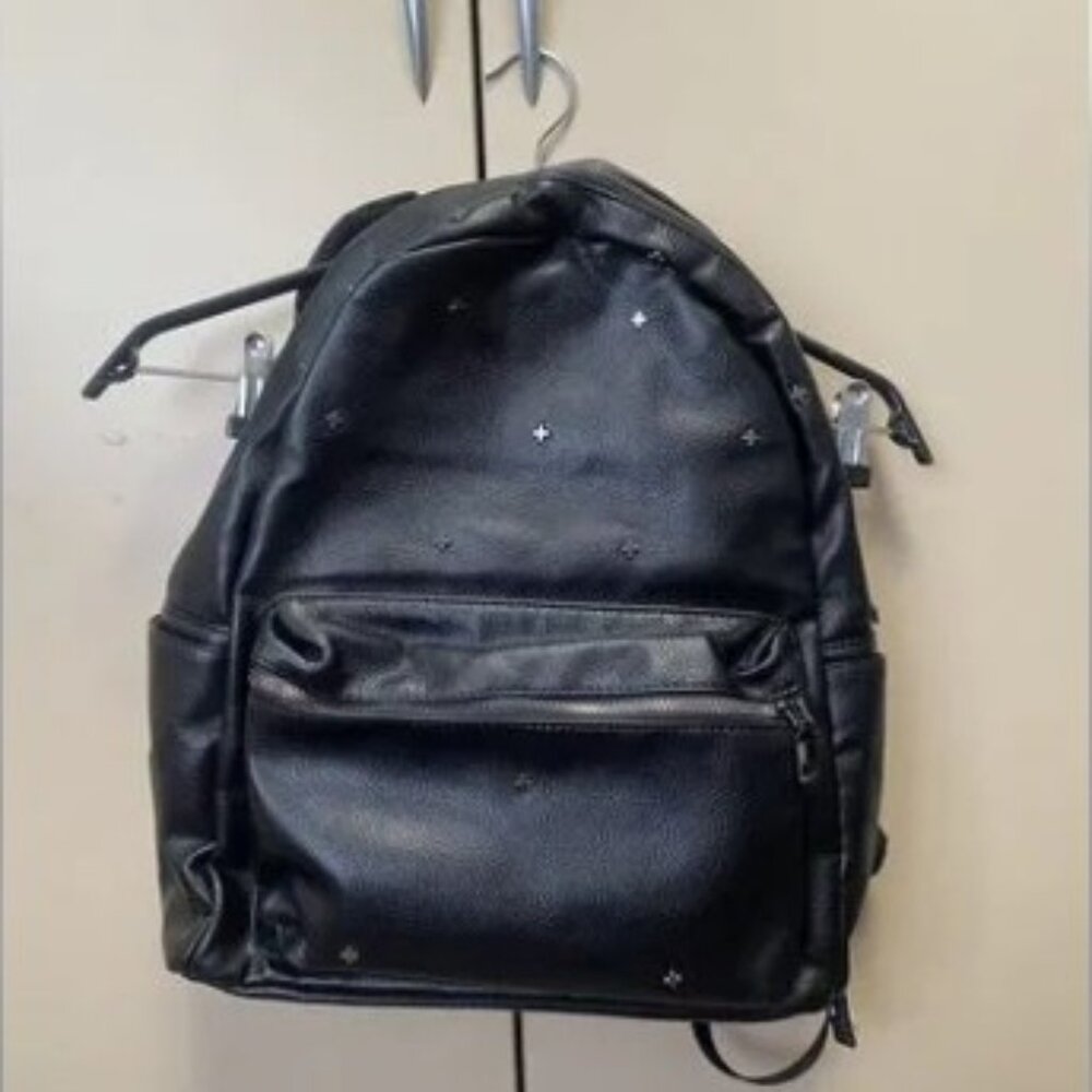 Givenchy type Archive Leather